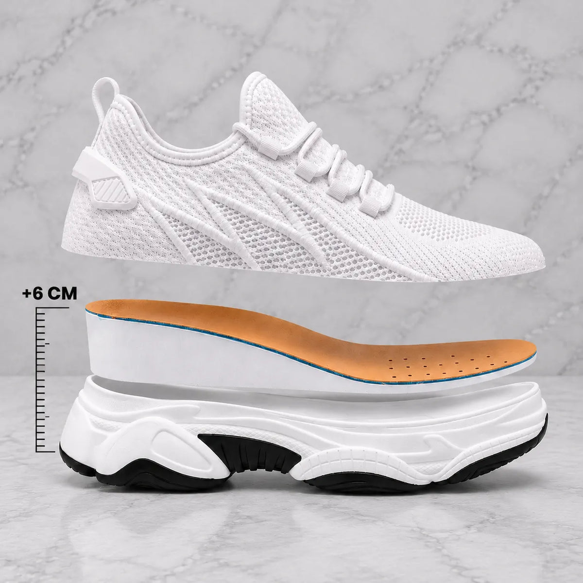 Vue éclatée de la basket blanche Via Celsa montrant la semelle intérieure rehausseur +6cm