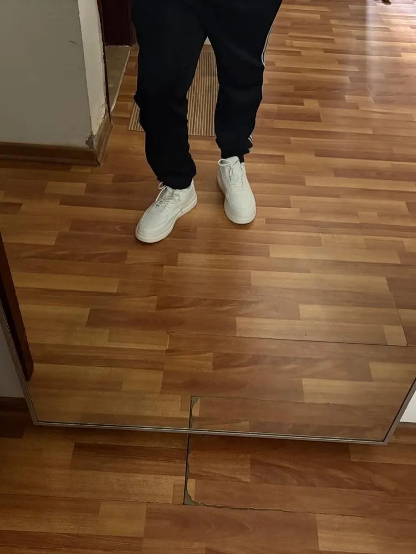 Avis client portant la sneaker Via Celsa blanche, chaussure rehaussante homme +6cm